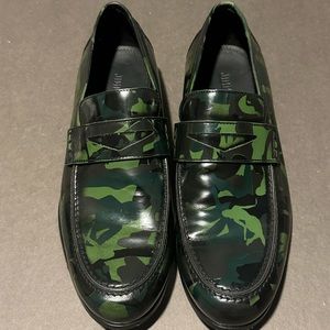 JIMMY CHOO PORNO CAMO LOAFERS